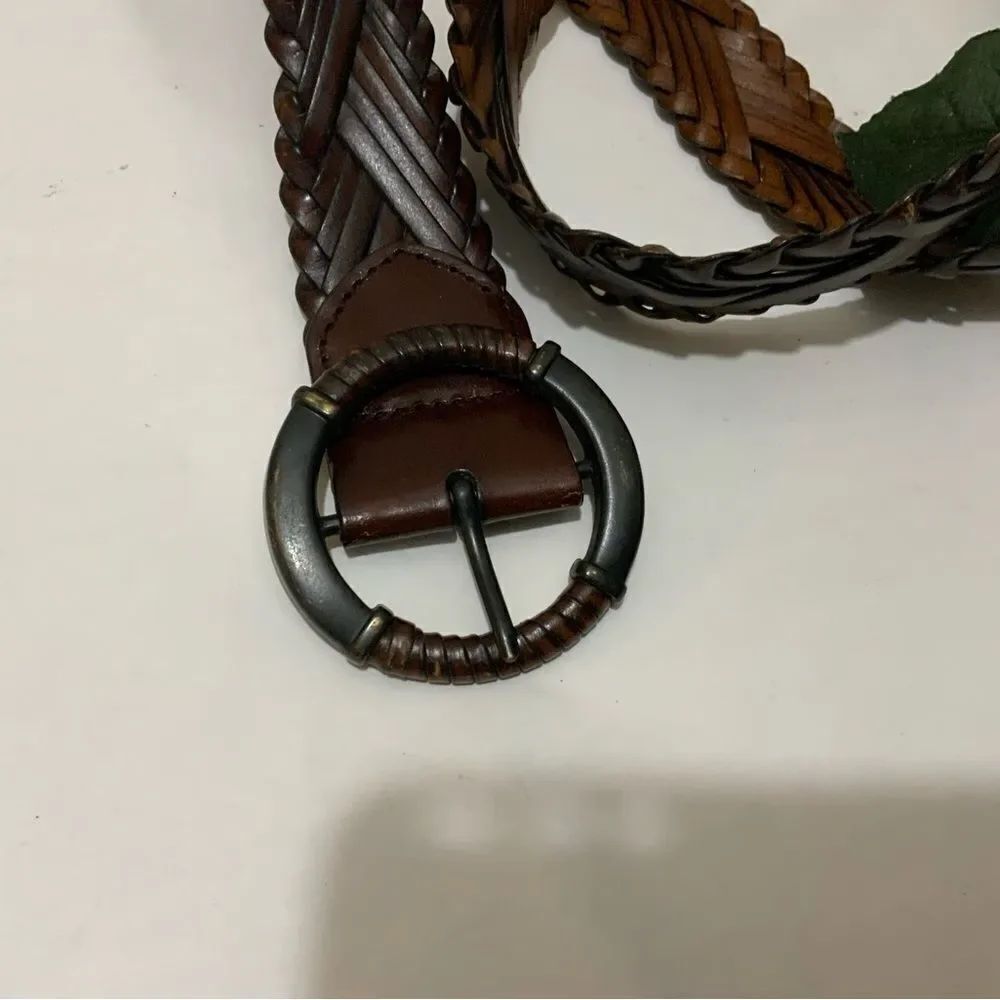 GAP brown woven leather belt / brass buckle Size M - Picture 9 of 9